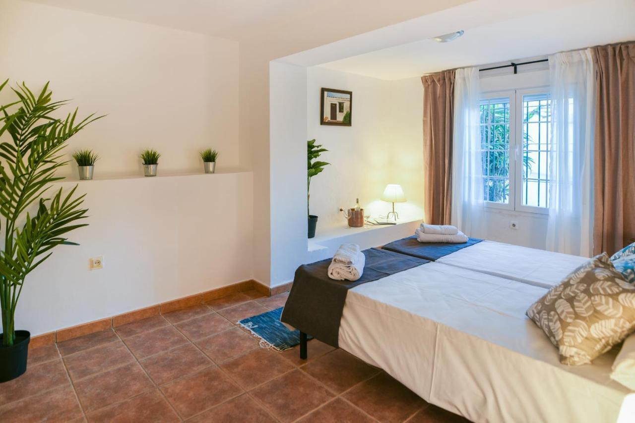 Apartamentos Las Virginias Marbella Bagian luar foto