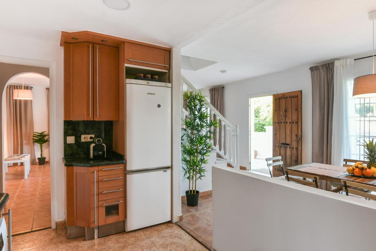 Apartamentos Las Virginias Marbella Bagian luar foto