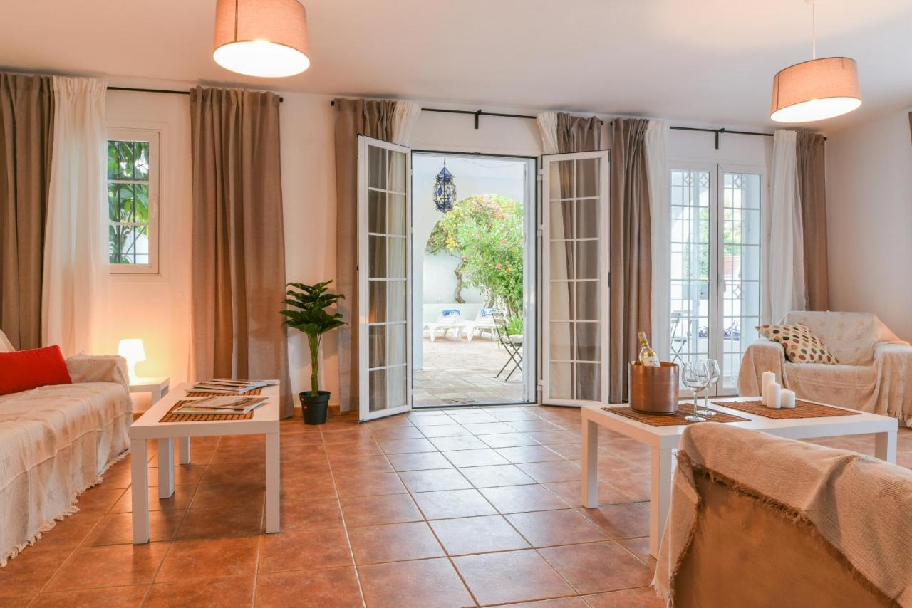 Apartamentos Las Virginias Marbella Bagian luar foto