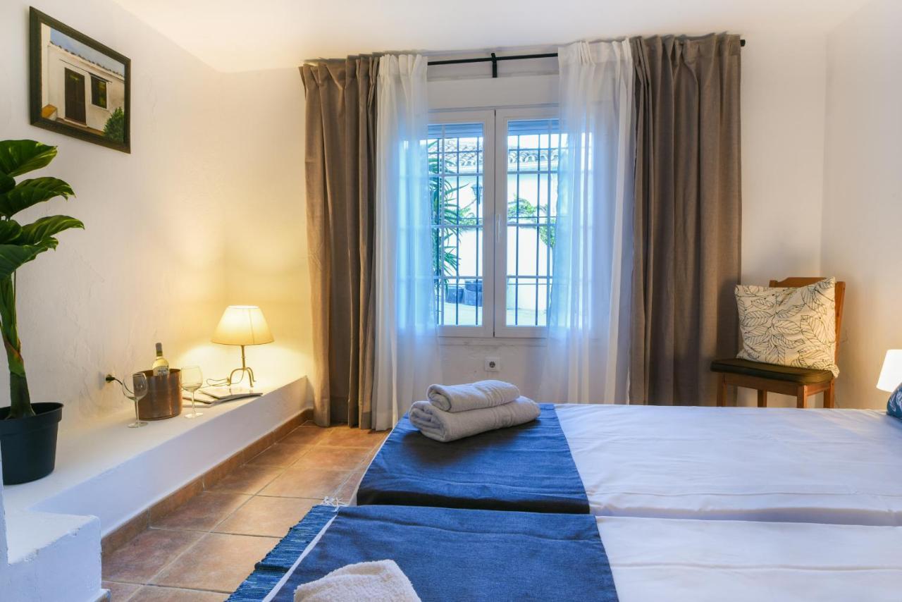 Apartamentos Las Virginias Marbella Bagian luar foto